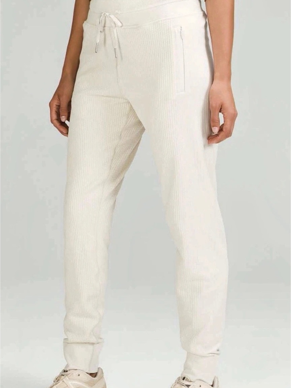 Lululemon Engineered Warmth Jogger White Opal Size 8 Merino Wool